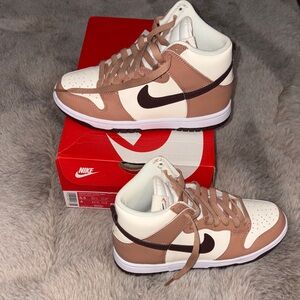 Nike Dusted Clay and White Dunk High Sneakers size 5.5